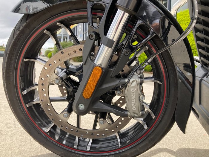 2020 Indian CHALLENGER LIMITED TH BL PEARL Black