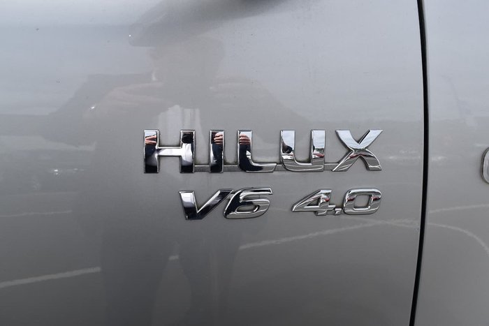 2006 Toyota Hilux SR5 GGN25R MY07 4X4 Silver