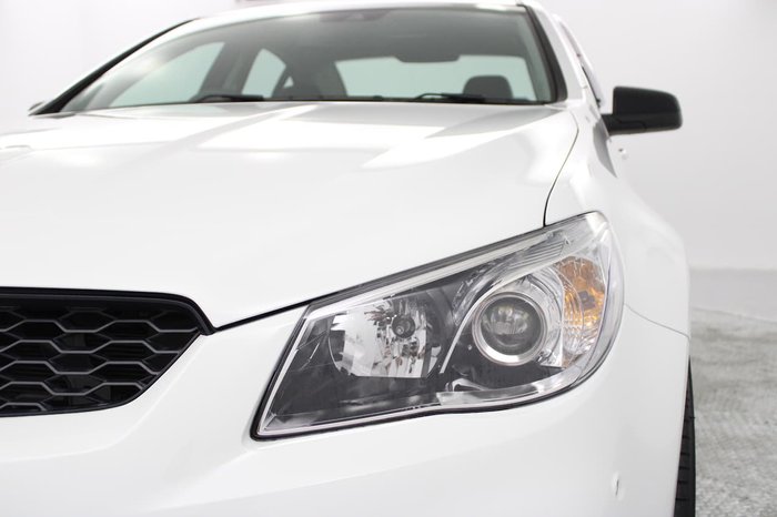 2015 Holden Special Vehicles Clubsport R8 GEN-F MY15 White