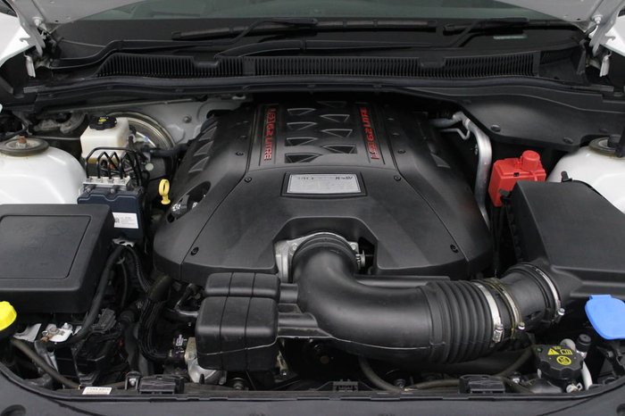 2015 Holden Special Vehicles Clubsport R8 GEN-F MY15 White