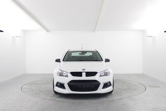 2015 Holden Special Vehicles Clubsport R8 GEN-F MY15 White