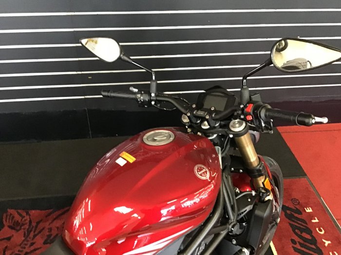 2021 Benelli 2021 Benelli 750CC 752S Road Red