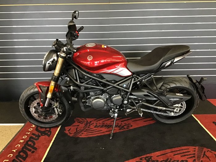 2021 Benelli 2021 Benelli 750CC 752S Road Red