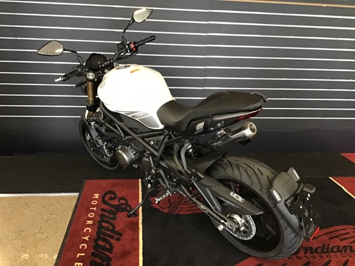 2021 Benelli 2021 Benelli 750CC 752S Road White