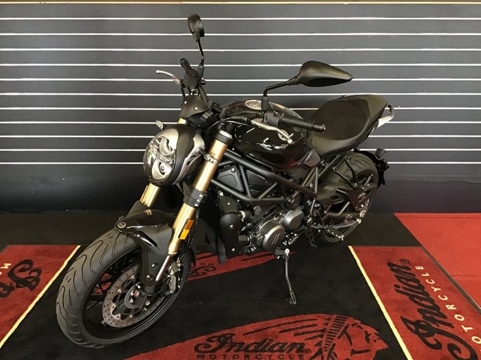2021 Benelli 2021 Benelli 750CC 752S Road Black