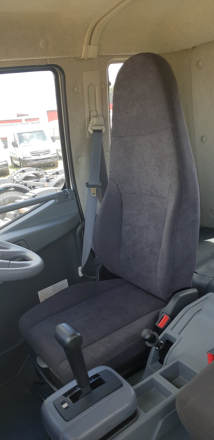 2020 FUSO FIGHTER White