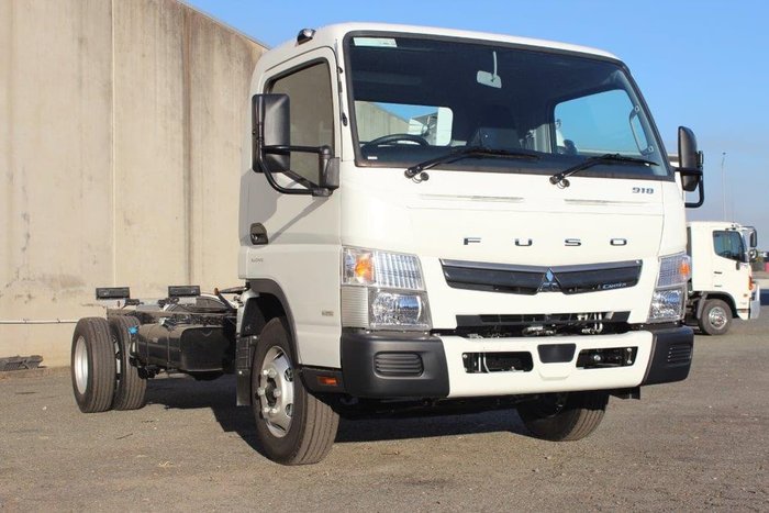 2020 FUSO CANTER White