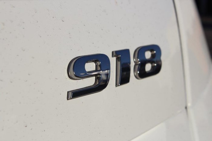 2020 FUSO CANTER White