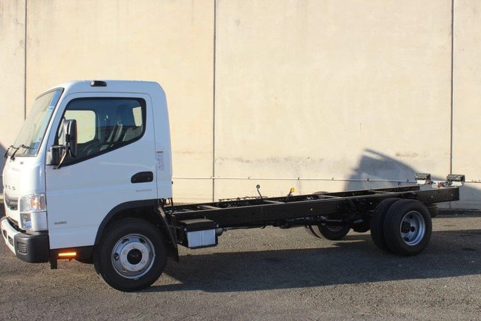 2020 FUSO CANTER White