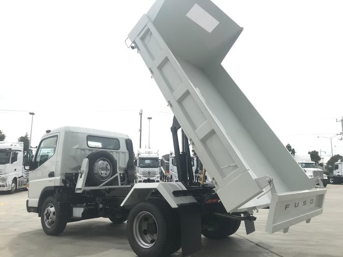 2020 FUSO CANTER 815 WIDE CAB 4X2 TIPPER SWB 6SP A/T WHITE