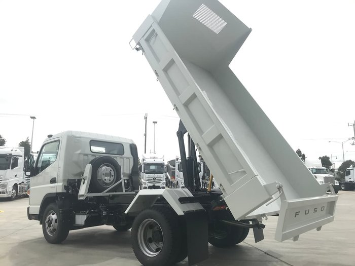 2020 FUSO FEC81CR4SFBC White