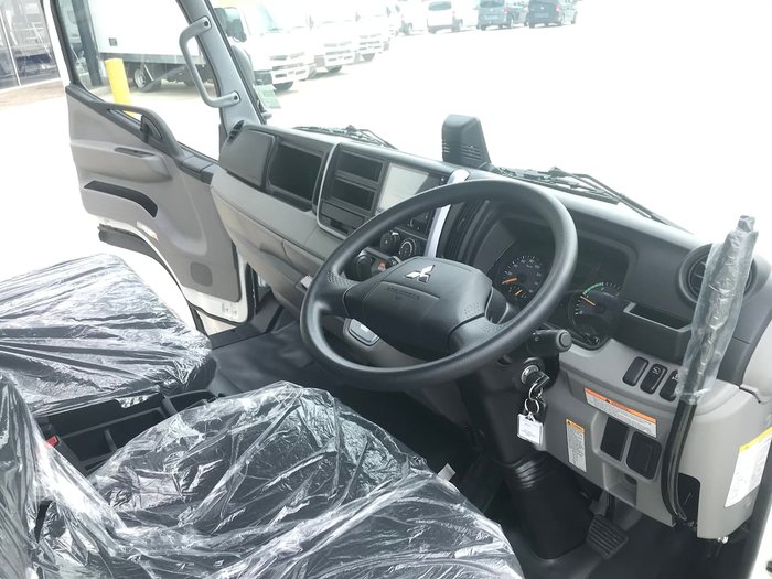 2020 FUSO FEC81CR4SFBC White