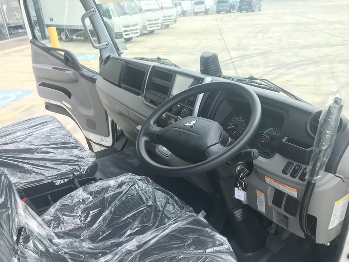 2020 FUSO FEC81CR4SFBC White