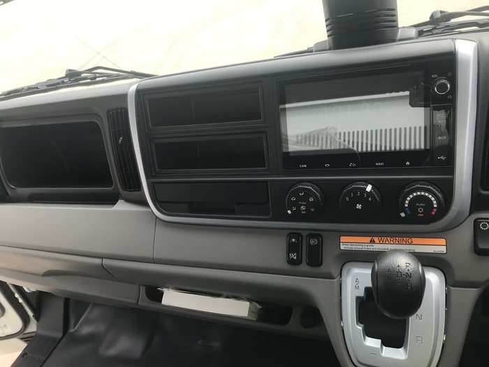 2020 FUSO FEC81CR4SFBC White