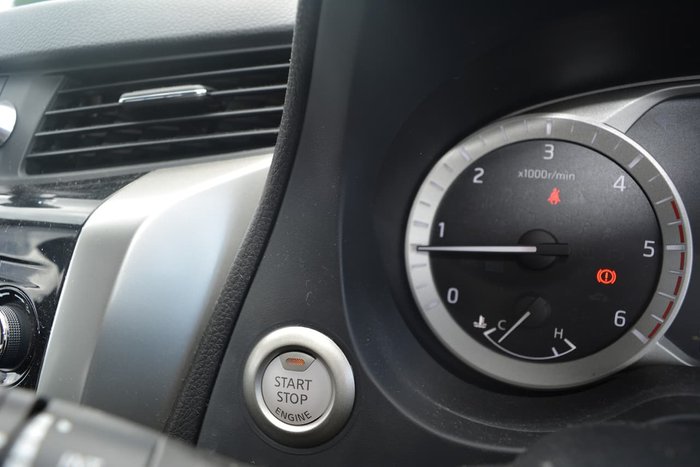 2018 Nissan Navara ST-X D23 Series 3 4X4 Dual Range White