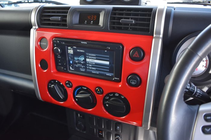 2015 Toyota FJ Cruiser GSJ15R MY14 4X4 Dual Range Red