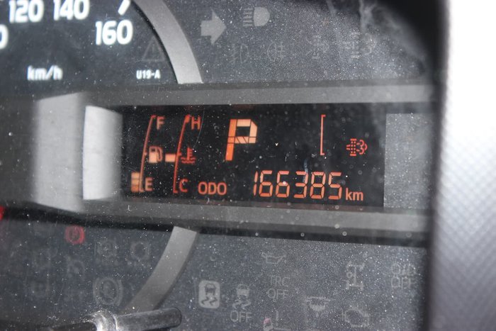 2015 HINO 616 AUTO PANTECH WHITE