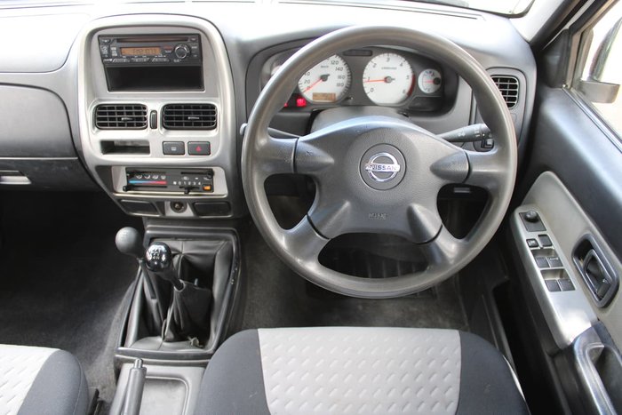 2009 Nissan Navara ST-R D22 MY09 4X4 White