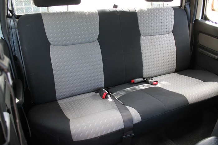 2009 Nissan Navara ST-R D22 MY09 4X4 White