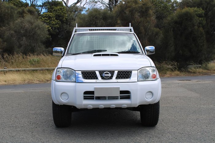 2009 Nissan Navara ST-R D22 MY09 4X4 White
