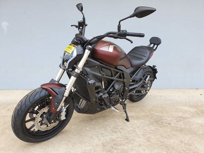 2020 Benelli 502C Red