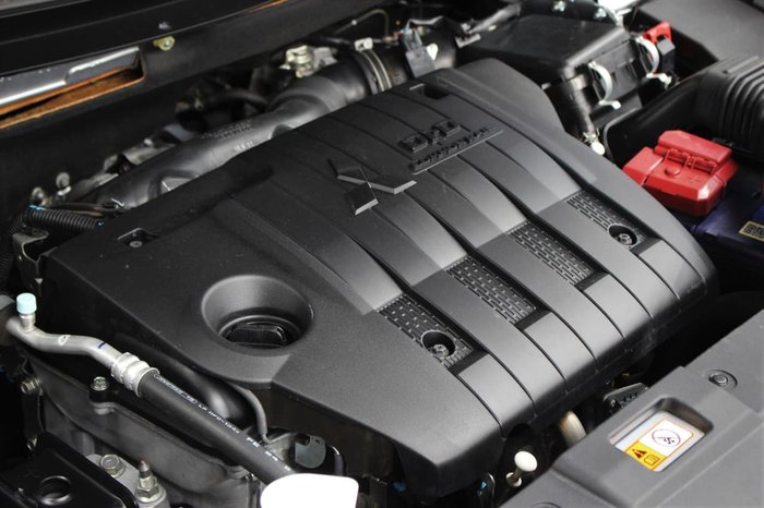 2016 Mitsubishi Outlander XLS ZK MY16 4X4 On Demand Silver