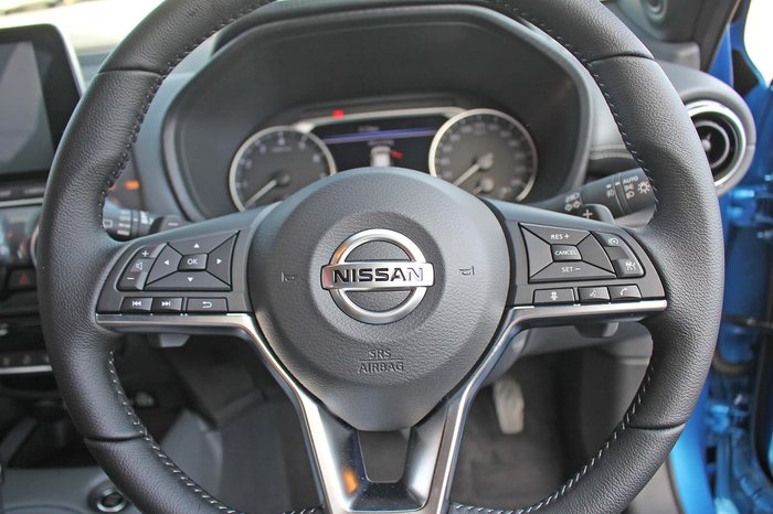 2020 Nissan JUKE ST-L F16 Blue