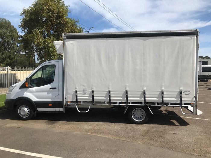 2014 FORD TRANSIT CAB CHASSIS White