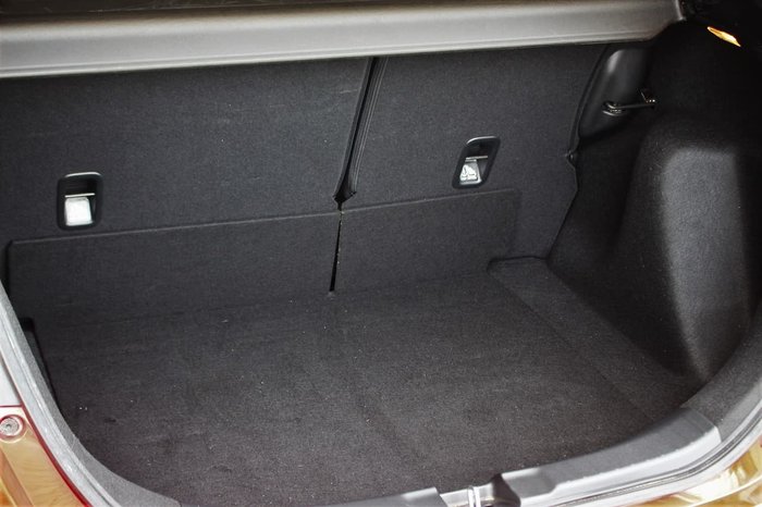 2017 Honda Jazz VTi GF MY18 Red