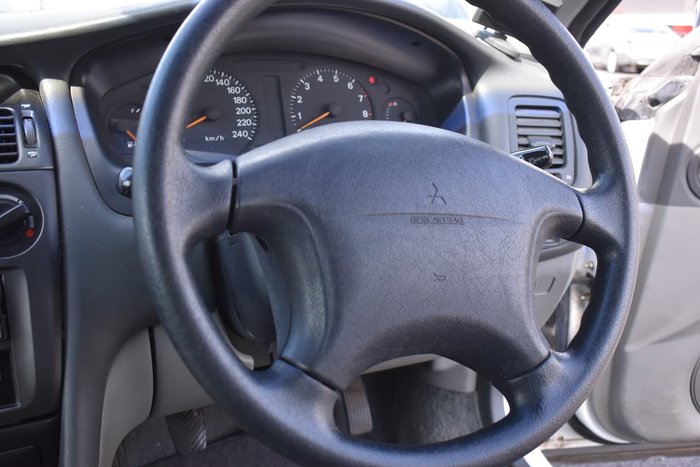 2002 Mitsubishi Magna Executive TJ MY02 White