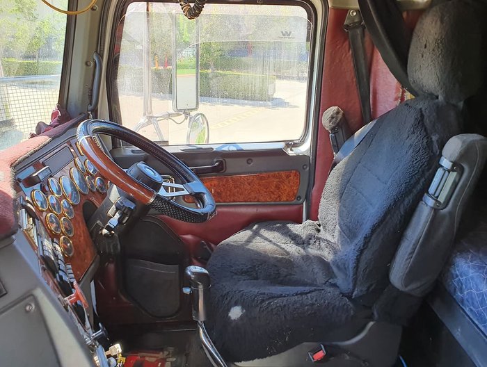 2010 WESTERN STAR 4864FXB WHITE