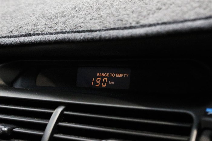 1999 Mitsubishi Magna Executive TH Gold