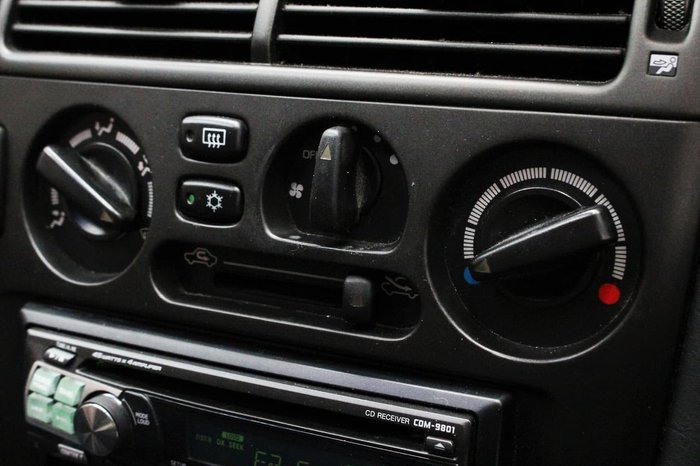 1999 Mitsubishi Magna Executive TH Gold