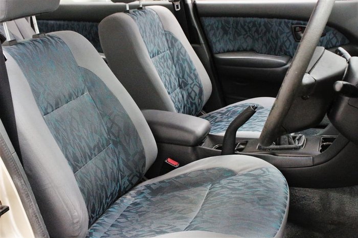 1999 Mitsubishi Magna Executive TH Gold