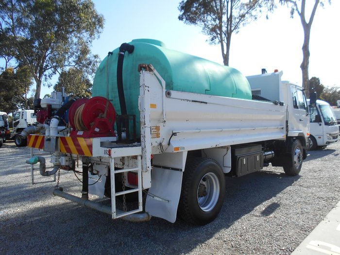 2004 UD PK265 TIPPER/WATER CART, White