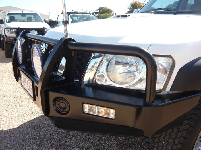 2013 Nissan Patrol DX Y61 4X4 White