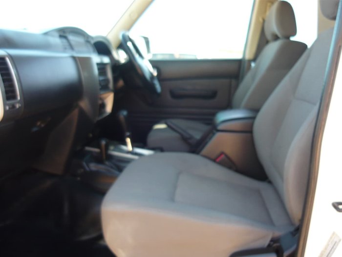 2013 Nissan Patrol DX Y61 4X4 White