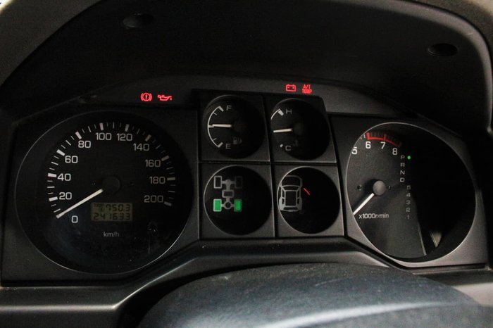 2003 Mitsubishi Pajero GLS NP MY04 4X4 White