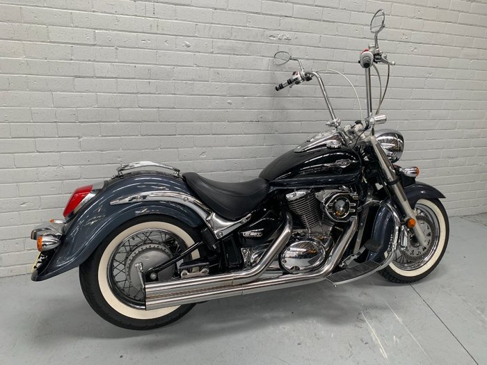 2011 Suzuki VL800T (BOULEVARD C50T) Black