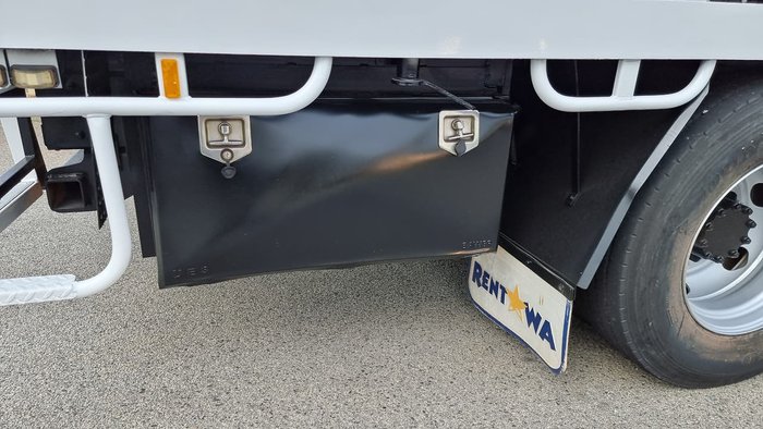 2012 UD CONDOR 17/280 White