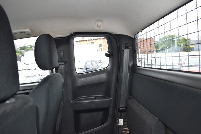 2013 Isuzu D-MAX SX MY12 4X4 Dual Range Silver