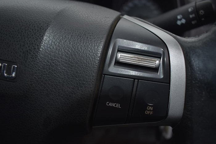 2013 Isuzu D-MAX SX MY12 4X4 Dual Range Silver