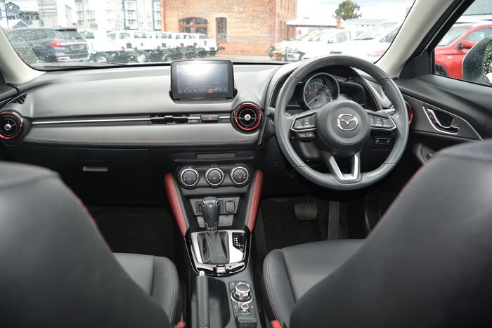 2018 Mazda CX-3 sTouring DK White