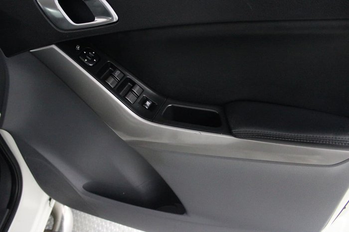 2017 Mazda BT-50 GT UR 4X4 Dual Range White