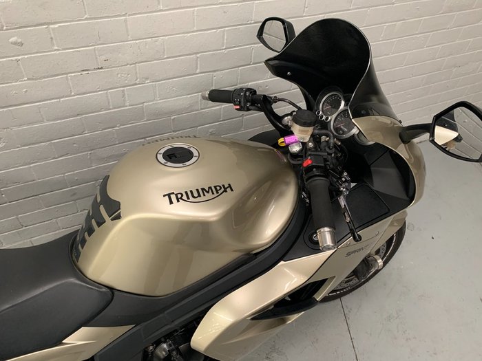 2013 Triumph SPRINT GT Grey