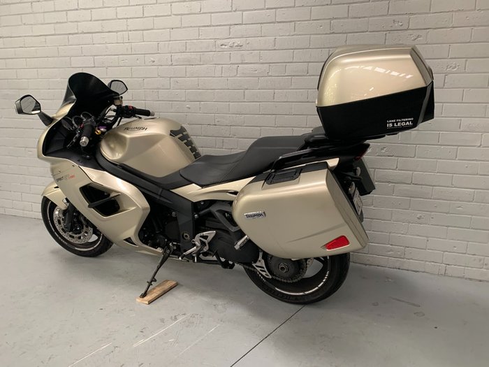 2013 Triumph SPRINT GT Grey