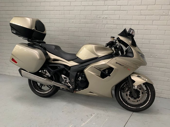 2013 Triumph SPRINT GT Grey