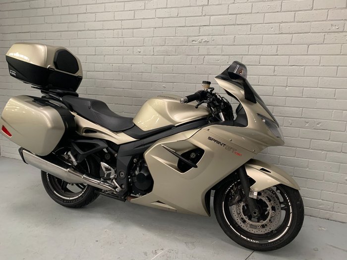 2013 Triumph SPRINT GT Grey