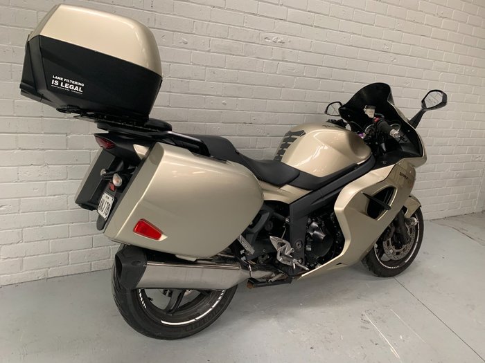 2013 Triumph SPRINT GT Grey