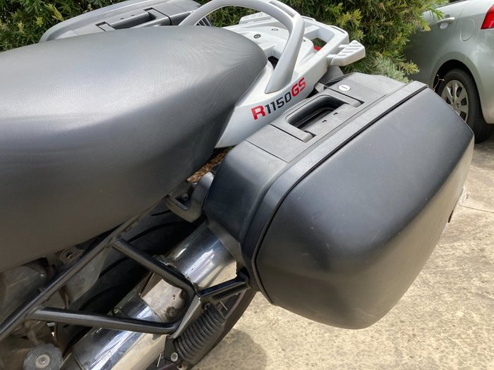 2004 BMW R1150R Silver